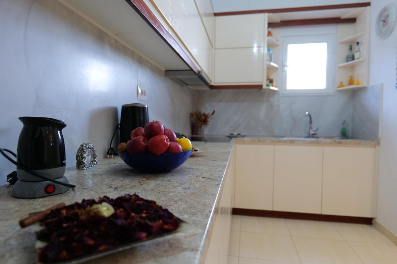 Pink Holiday Sarande Exterior photo