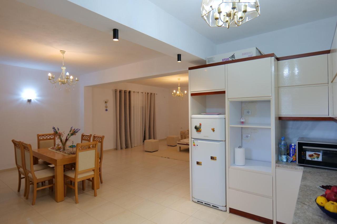 Pink Holiday Sarande Exterior photo